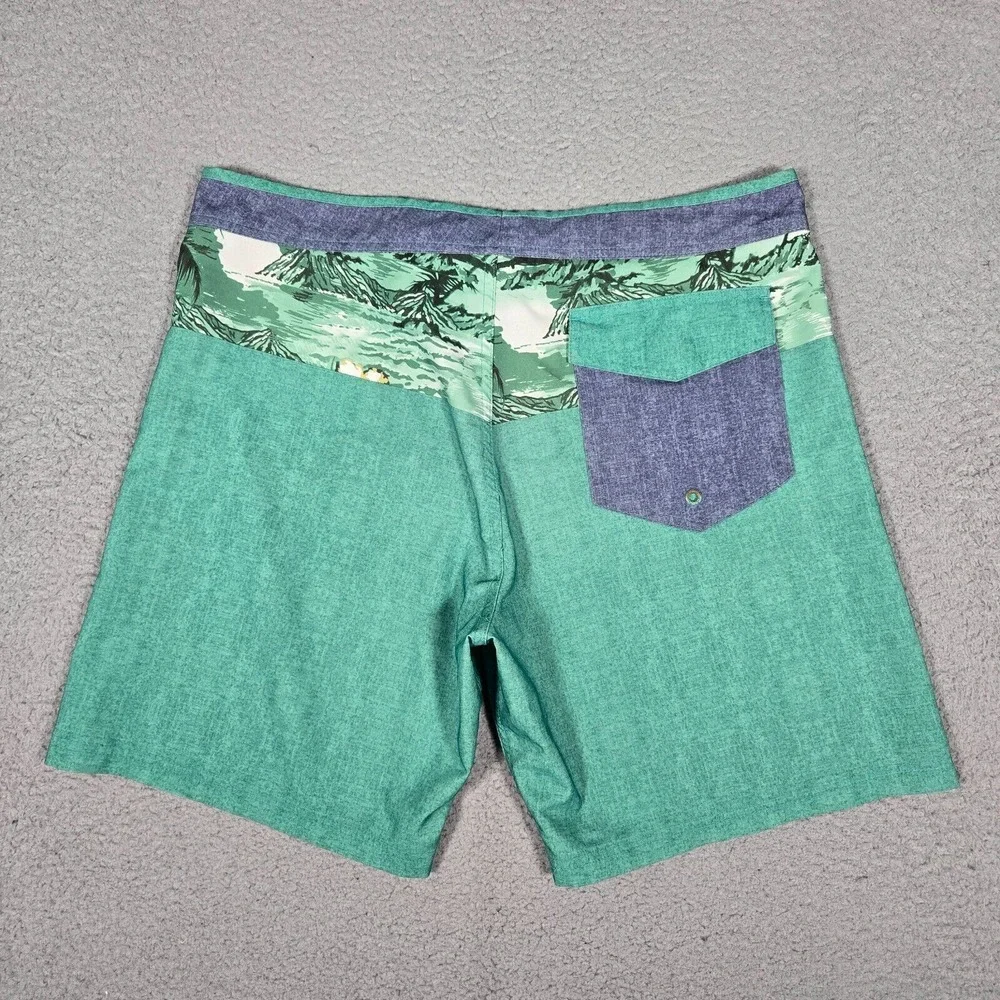 Ocean Pacific OP Shorts Mens 34 Green Floral 8